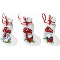 Вышивка крестом Рождественские носки