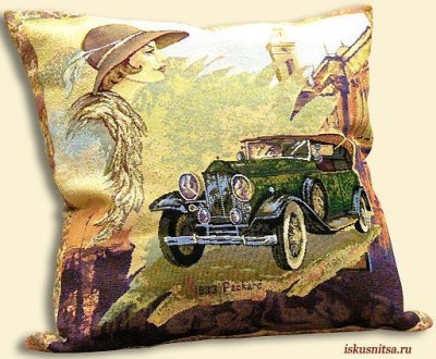 Готовая наволочка для подушки (с вшитой молнией и обратной стороной)  Авто 1933