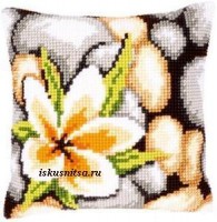 Набор для вышивания подушки Цветок на камнях