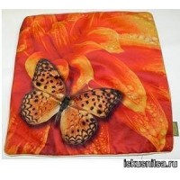 Готовая наволочка для подушки (с вшитой молнией и обратной стороной) Цветочный нектар, ткань - велюр /GK-15