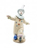 Фарфоровая  Статуэтка  Клоун с шариками (коллекции CMS) /CMS-23-24