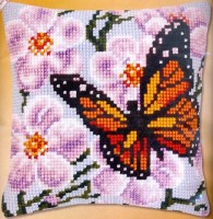 Набор для вышивания подушки Бабочка и цветы
