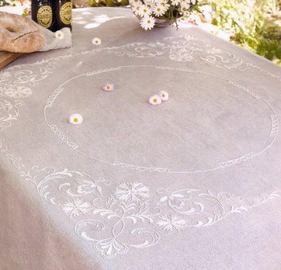 Набор для вышивания скатерть Белый алебастр на скатерти, White Alabaster Tablecloth