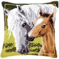 Набор для вышивания подушки Белая лошадь и ее жеребенок /PN-0144668