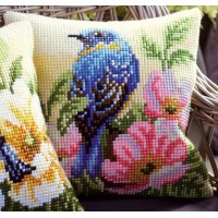 Набор для вышивания подушки Птица в цветах шиповника