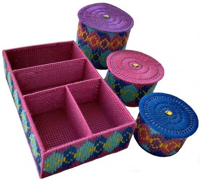 Набор для вышивания 3D-СТИЧ на пластиковой канве Набор шкатулочек Разноцветие