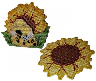 Набор для вышивания 3D-СТИЧ на пластиковой канве Набор подставок Подсолнухи и пчелы