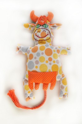 Набор для создания текстильной куклы-игрушки  Корова Буренка.  Два в одном: грелка и любимая игрушка!