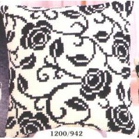 Набор для вышивания подушки Черные розы на белом фоне /PN-0008740 (1200-942)