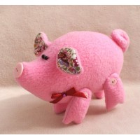 Набор для изготовления текстильной игрушки Свинка (Pig Story) /P001