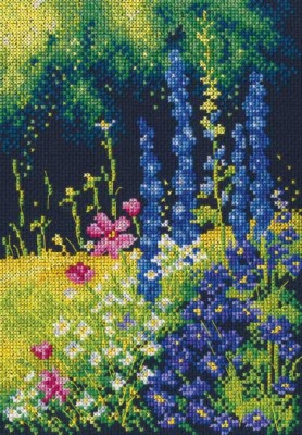 Набор для вышивания Дельфиниумы и воздушные космеи (Delphinium and cosmos)