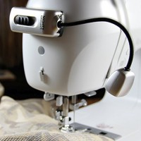 Мини-лампа для швейных машин