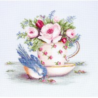 Птичка и чашка чая /BA2324