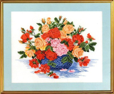 Набор для вышивания Букет роз в синей вазе (Roses in blue bowl)