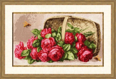 Набор для вышивания крестом Розы в лукошке (снят с производства)